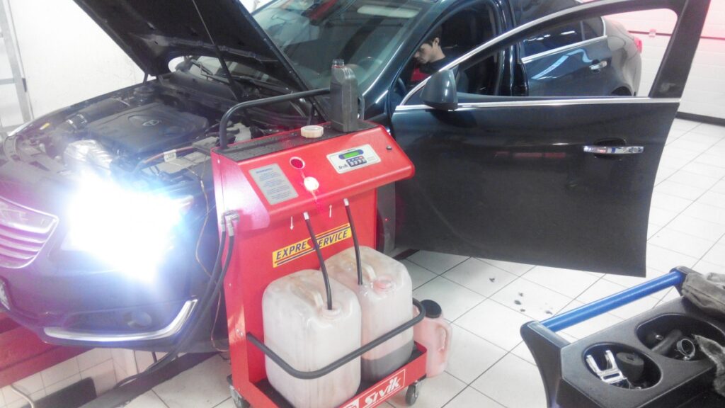 Фото 90 — Замена топливной форсунки Opel Insignia